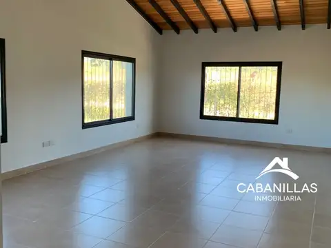 Casa 2 ambientes con 3 baños