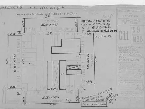 Riobamba al 200 - Edificio en 3 plantas- Ideal Productoras - Self Storage - Universidades