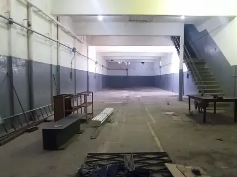 Galpon en Alquiler en Pompeya, $ 2.900.000