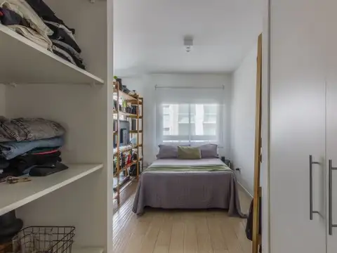 Vera al 1100 , Piso 6