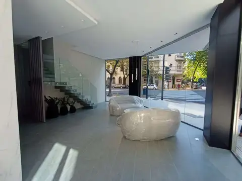 Avenida Cerviño 3100, Piso alt