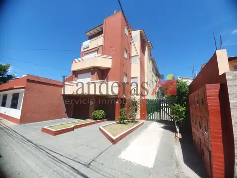 Departamento 2 amb. - CON COCHERA - Todos los servicios!