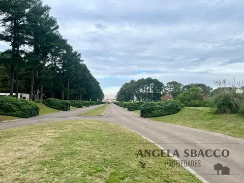 Terreno en Venta en Los Pinares Country Club, USD 45.000