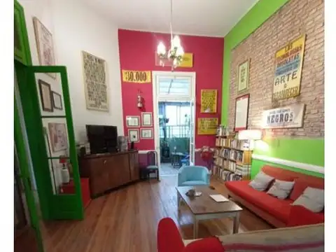 Depto Tipo Casa 7 ambientes con 2 baños