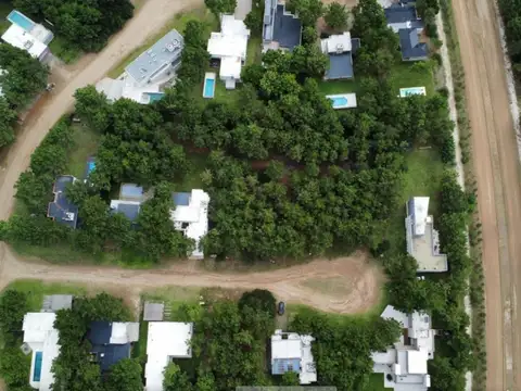 Terreno en Venta de 941,0 m2