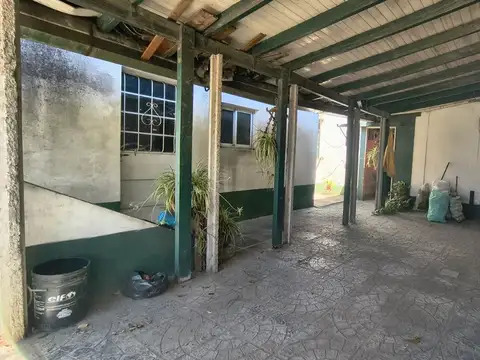 VENTA CASA A REFACCIONAR APTO CREDITO CON LOCAL