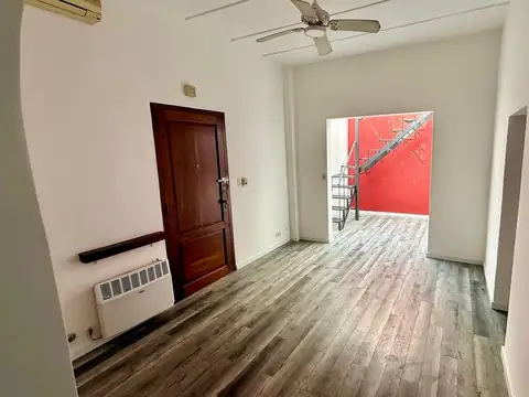 Depto Tipo Casa en Alquiler de 3 dormitorios