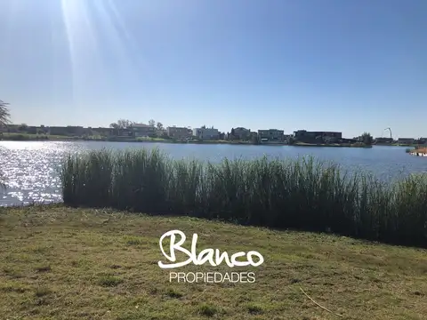 Terreno en Venta en El Canton, USD 130.000