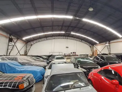 ¡Galpón de 553,60 m² - Excelente Ubicación entre Panamericana y Av. Mitre! En Alquiler