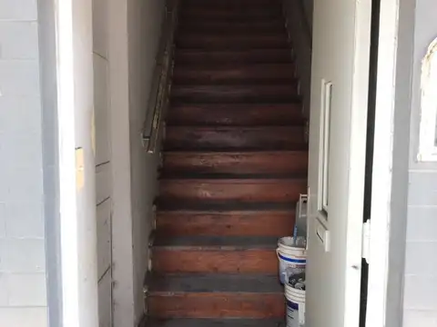 Local en Venta Via Pública