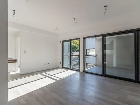 Departamento en Venta en Coghlan, USD 152.000