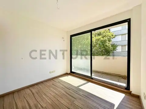 Santiago 1400, Piso 4