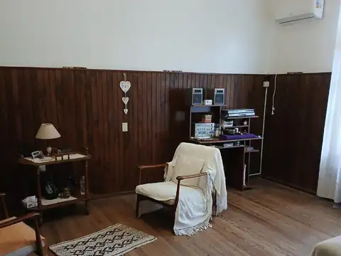 Casa en Venta en Sarmiento, USD 200.000