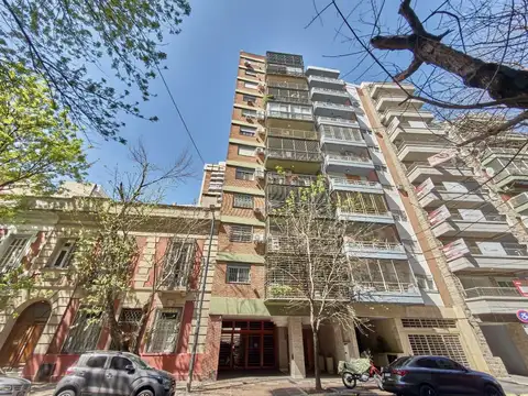 Venta departamento 3 ambientes con cochera Flores