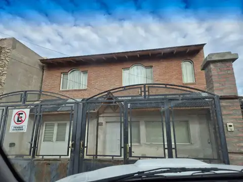 Casa 2 plantas. Venta. Juan 23.281 mts