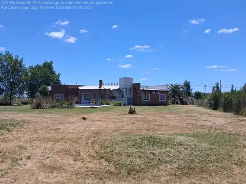 Casa en Venta con 2 cocheras