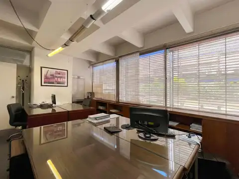 Oficina en Venta 49 años