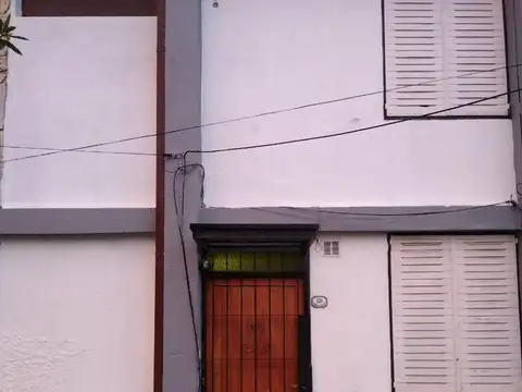 Depto Tipo Casa en Venta con 1 cocheras