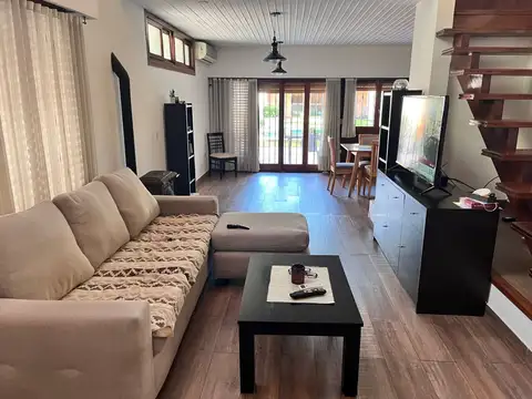 Excelente casa de 4 ambientes en Venta en San Andrés