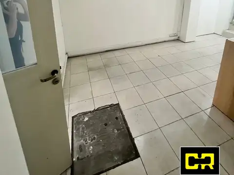 Av. Alberdi 2800, Piso PB