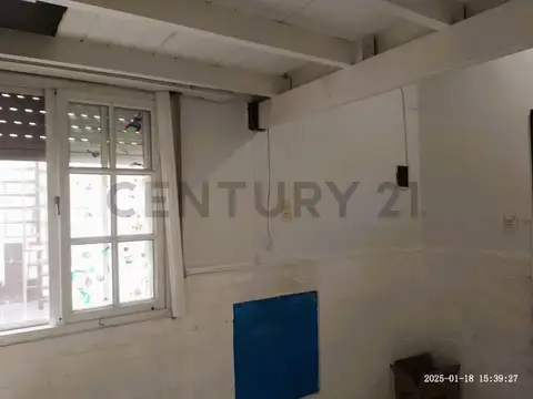 Almirante Solier 5500, Piso 0