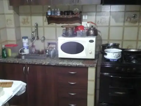 Depto Tipo Casa 3 ambientes con 1 baño
