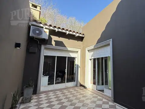 Casa en Venta en Lomas De Zamora, USD 370.000