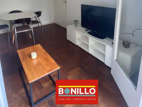 Departamento en Alquiler en Villa Pueyrredon, $ 800.000