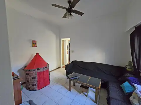 Depto Tipo Casa 4 ambientes con 1 baño