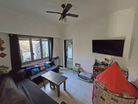 Depto Tipo Casa en Venta en Carapachay, USD 128.000