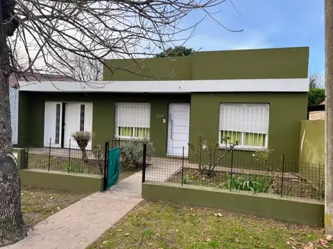 Casa en venta - 3 Dormitorios 2 Baños - Saladillo