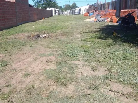 Terreno en Venta 50  mts Fondo