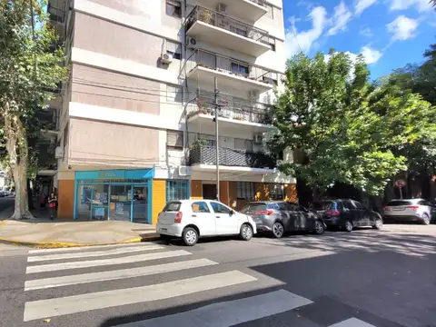 Fondo Comercio en Venta 40 años