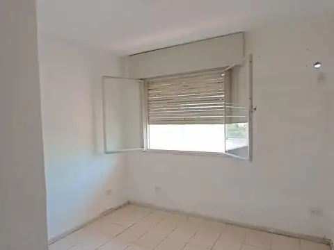 Departamento en Alquiler en San Nicolas De Los Arroyos, $ 375.000