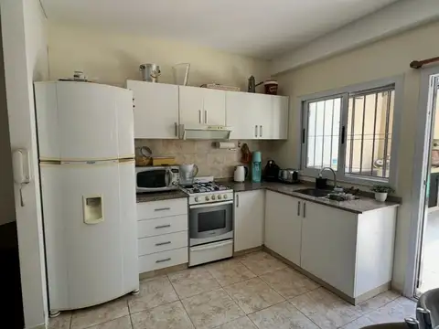 Depto Tipo Casa en Venta de 4 ambientes
