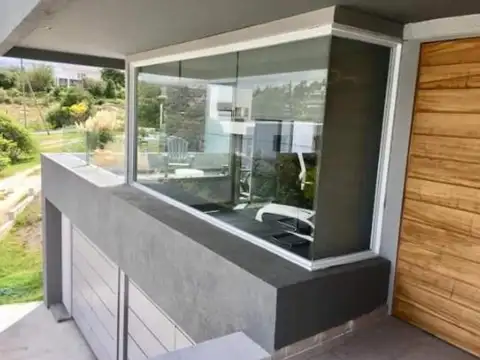 Casa en Venta en Villa Del Lago, USD 198.000