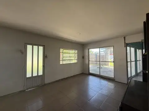 Casa en Venta en Alvarez, USD 45.000