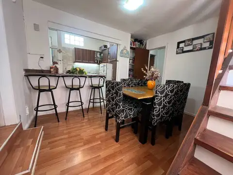 Depto Tipo Casa en Venta 41 años