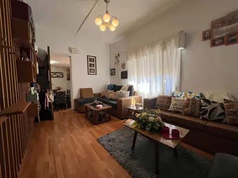 VENTA PH 3 AMBIENTES EN SAENZ PEÑA C/ PATIO