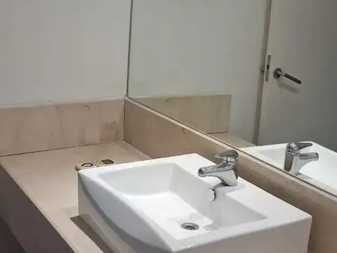 Oficina en alquiler en edificio corporativo