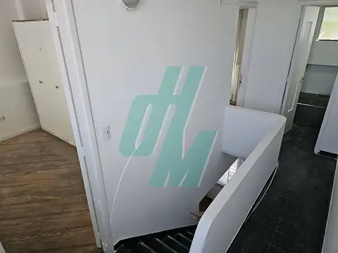 Depto Tipo Casa 3 ambientes con 3 baños