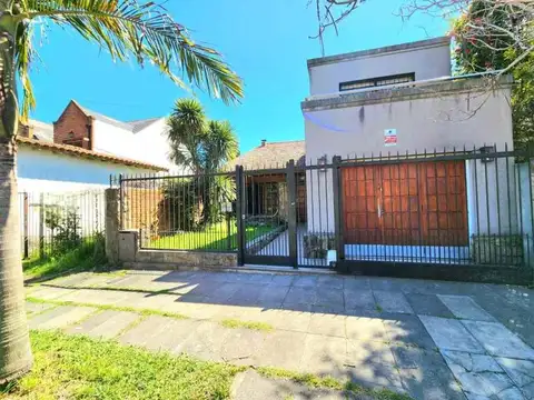 Chalet 5 ambientes Castelar Norte