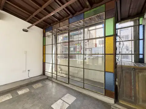 Depto Tipo Casa 6 ambientes con 2 baños