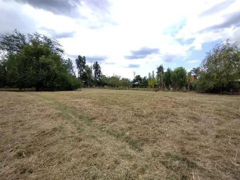 Venta. Lote 3.000 m2. Barrio Parque La Verdad