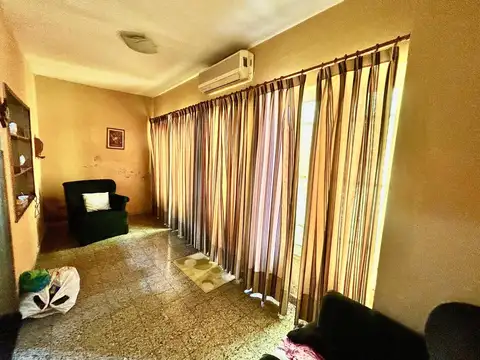 Sanchez Bustamante 1300