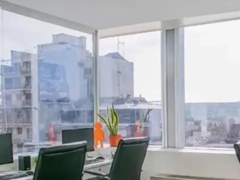 Oficina 13 ambientes con 2 baños
