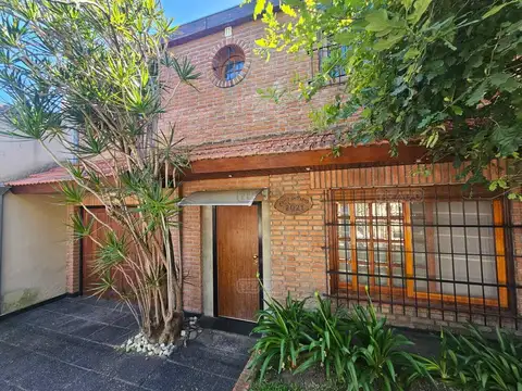 Casa en Alquiler de 3 dormitorios