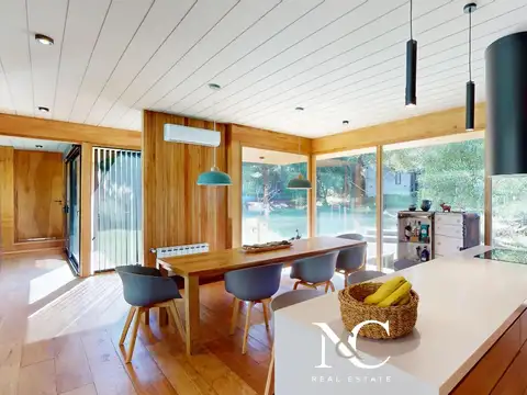 Casa 5 ambientes con 2 baños