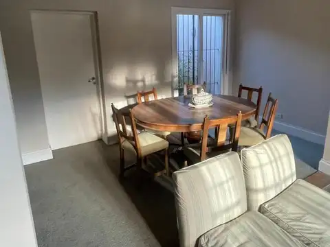 Casa 7 ambientes con 3 baños