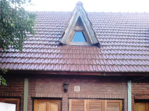 ALQUILER DÚPLEX 2 AMBIENTES Y MEDIO CON PATIO EN RAMOS MEJIA SUR